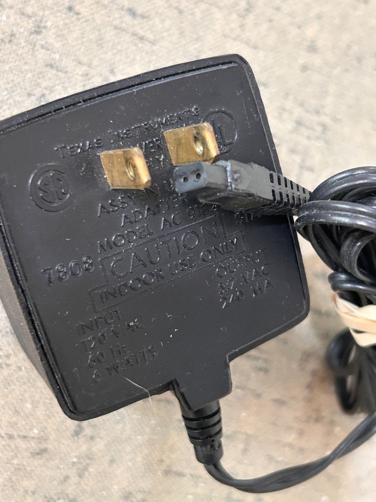 Vintage OEM Texas Instruments Power Supply Model AC 9132 Adapter Charger Plug