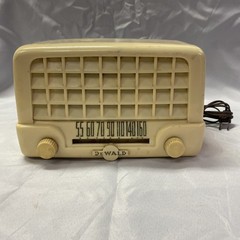 Vintage 1900s DeWald JD-519 AM Tube Radio (Still Turns On)