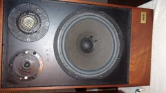 AR – 11 Speakers – Very Fine