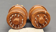 Vector T-12-C Compactron & T-9R-C Novar Socket Adapter Pair – Verified
