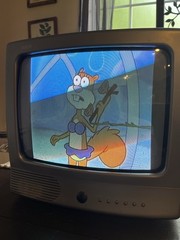 Vintage RCA X13101GS CRT Box 13 Inch TV 1993 – No Remote, WORKING