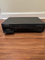 Mitsubishi HS-U446 VCR VHS Player – Great Condition – without remote