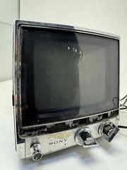 Sony 7″ TV TV-760 Black White UHF VHF Vintage 1970’s Powers On!!!