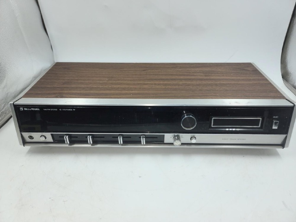 Vintage Bell & Howell Model 3350 CST AM-FM Stereo Radio & 8 Track Player