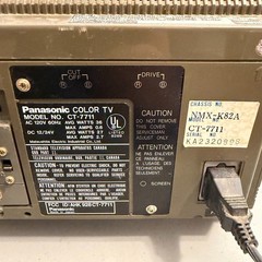 Vintage Panasonic 7″ ColorPilot TV CT-7711 Portable Retro Video Gaming CRT