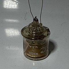 Vintage Glass Electron Tube Model 932 MPN 932 Electronic Component Made in USA