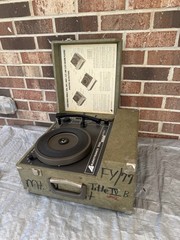 🍊Vintage 1960s Audiotronics Portable Classroom Record Player | Model 300-A HELP