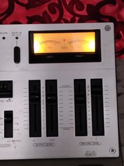 Aiwa Solid State Stereo Cassette Deck AD-1250 READ DESCRIPTION