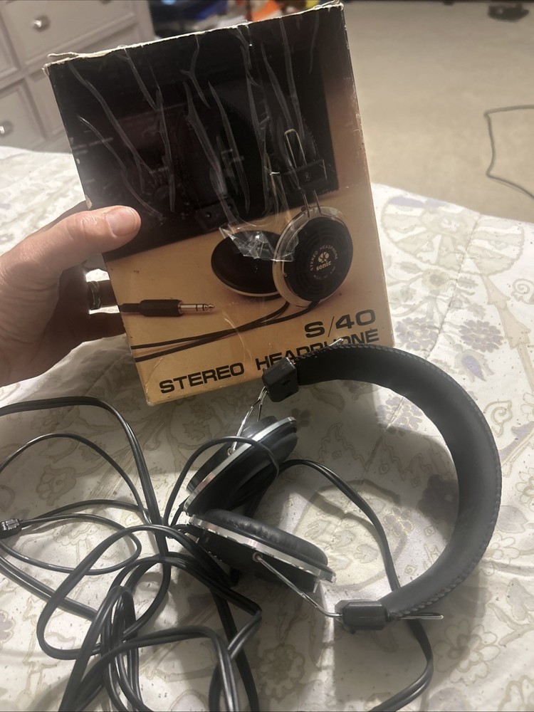 Vtg SONIC S/40 Stereo Headphones over ear cup Streamline guitar WORKS