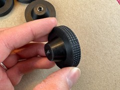 4 New TURNTABLE FEET w/ screws for Marantz 6150 6170