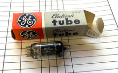 12AZ7A 7025 GE Electronic Tube