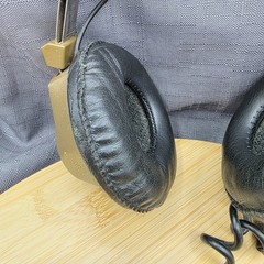 Vintage 70s Old School Realistic Nova 40 Headphones Over The Ear – Works