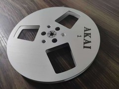 One silvery TAPE REEL Akai 7″ inch Light Metal Aluminum Take Up Reel