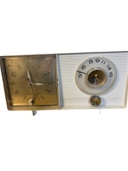 Vintage General Electric Model C-403 5-Tube AM Radio Alarm Clock US Made MCM