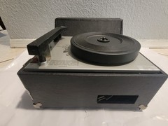 Hamilton Model 930 Portable Record Player Vintage – PARTS ONLY