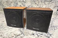REALISTIC MINIMUS 0.3 Cat. 40-1250 Shelf Speakers 7 Watts Walnut Veneer Set of 2