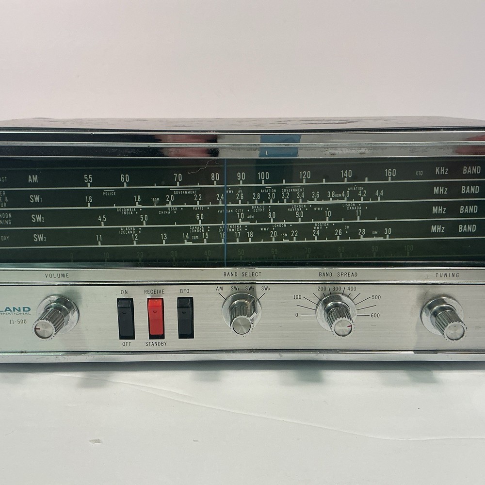 Midland International 11-500 Vintage 5-Band AM/FM/SW Radio Turns On And Working