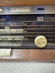Vintage Table Top Stereo Philips B5X43A Made in Holland Lights Up 22″ x 10″
