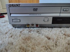Sony SLV-D370P DVD/VCR VHS Recorder Combo Player Hi-Fi Stereo No Remote Works