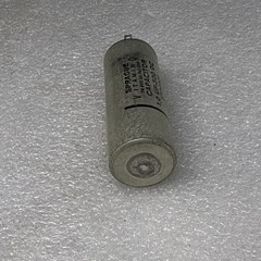 SPRAGUE VITAMIN Q CAPACITOR 1.0µF 300DC 130P101