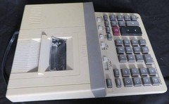 Working Vintage TEXAS INSTRUMENTS TI-8250 Desk CALCULATOR Retro Electric Plug In