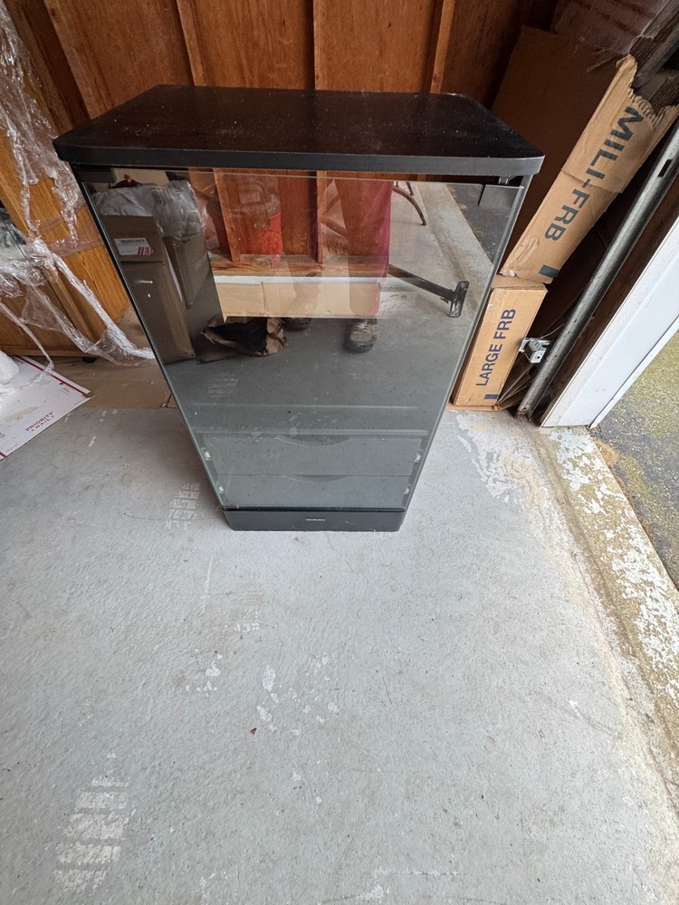 TECHNICS AUDIO RACK CABINET – MODEL SH-KS18