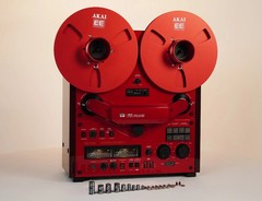 Aluminum NAB Hub Adapter Red Single Unit for Reel-to-Reel Deck –1-Year Warranty