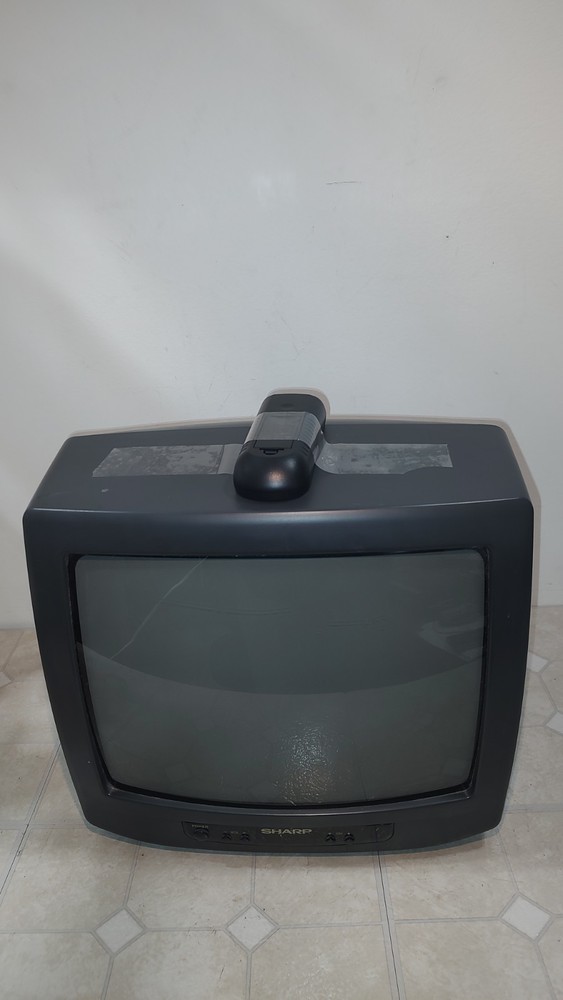 SHARP 13F-M100 13″ CRT COLOR TV Retro Gaming 1994 W/ Remote Tested (Video)