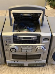 Aiwa CD Carry Component System stereo CA-DW235 Original Ghetto Blaster 80’s