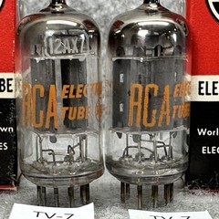 MATCHED PAIR OF 1960 NOS RCA 12AX7 17MM LONG PLATE ANGLED SQUARE GETTER TUBES