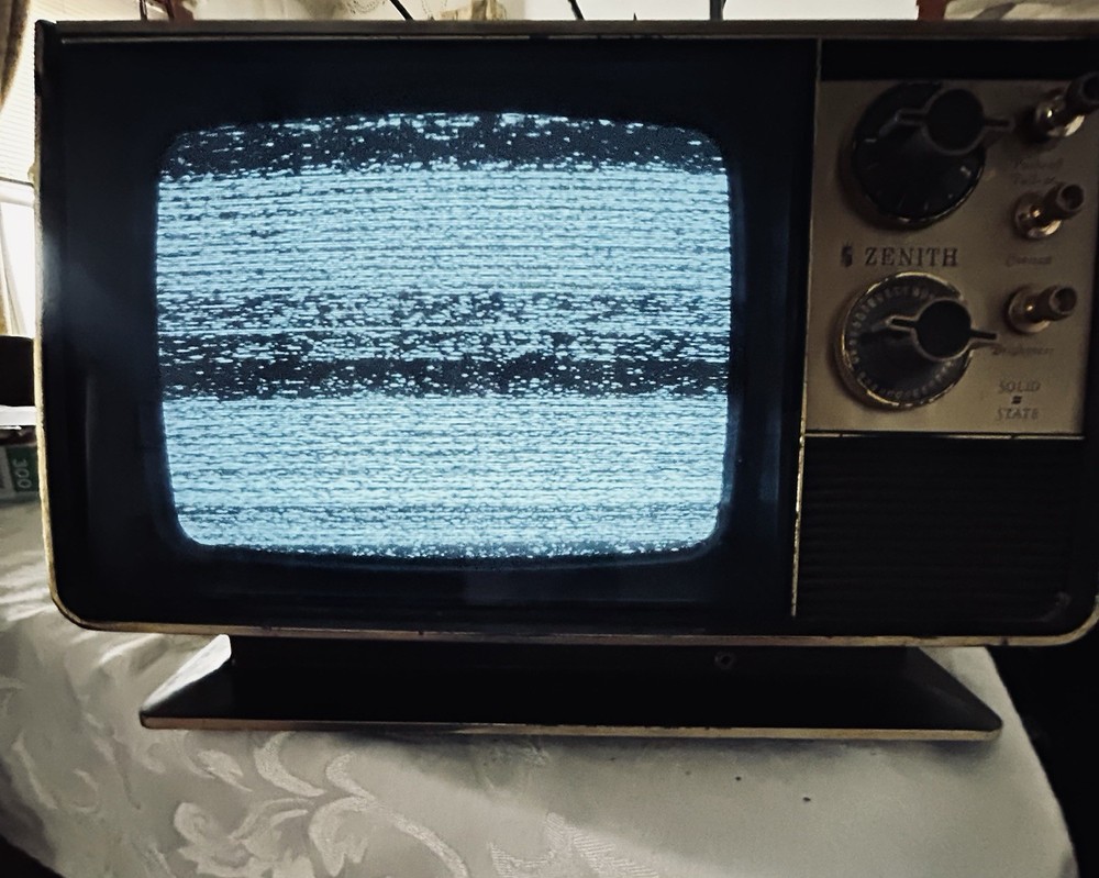 Television B&W Bicentennial “Spirit Of 76 “ AC 9 In Plug In Tested Working
