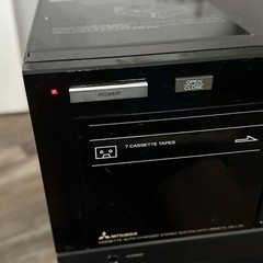 Mitsubishi DA-L90 Stereo Reciever 7 Cassette Autochanger No Remote Untested