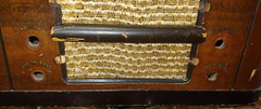 Orig 1941 PHILCO Model 41-240T WOOD CABINET wOrig GRILL CLOTH & Internal ANTENNA