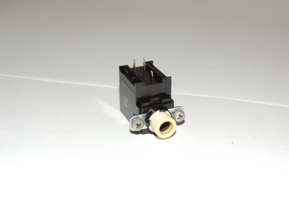 Sansui G-3000 Headphone Jack Socket Assembly 2430380