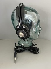Vintage Pioneer headphones SE 650 – Boxed In Excellent Condition – Working Great