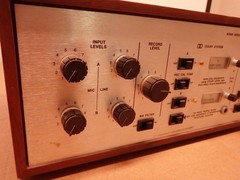 ADVENT Model 100 Dolby Noise Reduction Unit VINTAGE w/ Manual and Wood Cabinet