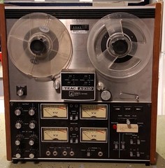 BOSE TEAC A-2340