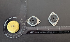 9-Pin Tube Socket BLACK Bottom Mount 3/4″ Hole 1-1/8″ Hole Centers (4 pcs) #L3