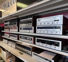 Vintage Kenwood KR-3200, 13 W AM/FM Stereo Receiver, 1972, Pro. Serviced