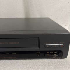 GE VG2019 VHS Video Cassette Recorder Player Video Cassette Player Black