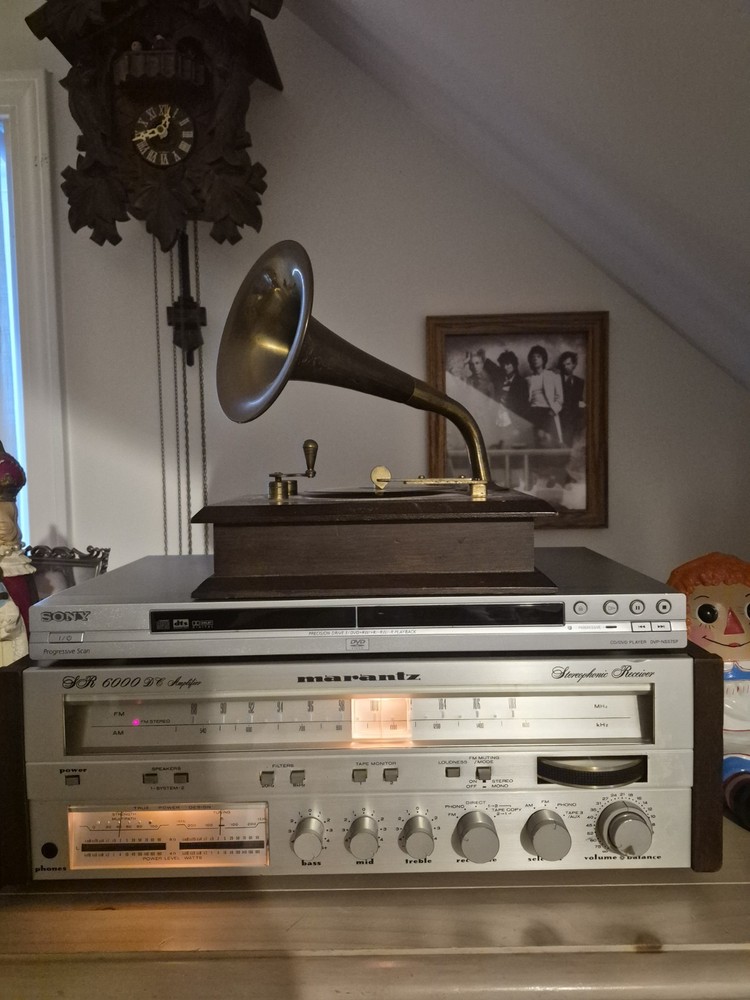 VINTAGE MARANTZ SR 70 WATT AMPLIFIER RECEIVER