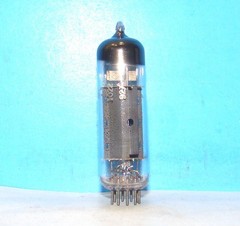 6BQ5 EL84 B9B 1959 radio audio amplifier vacuum tubes valves Blackburn Britain