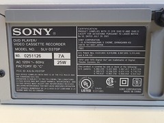 Sony COMBO DVD Player/Video Cassette Recorder SLV-D370P NO REMOTE TESTED