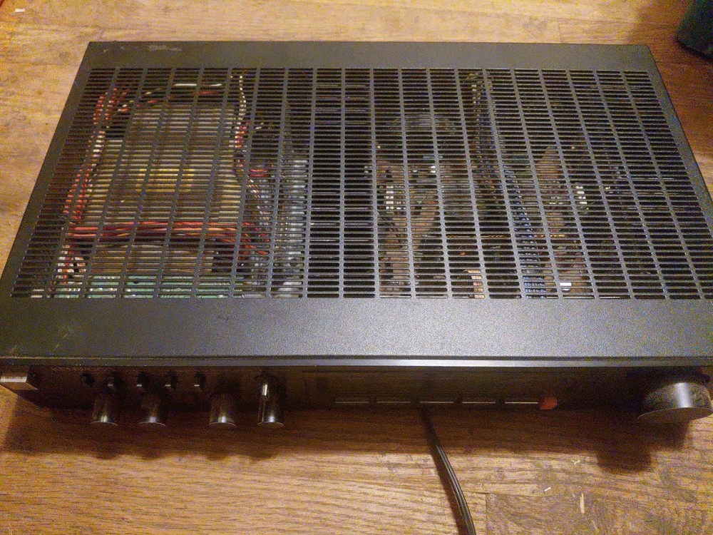 Kenwood Stero Integrated Amplifier KA-728