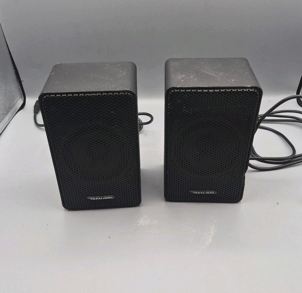Vtg Realistic Minimus 3.5 Speakers 15W Input 8 Ohms 40-1996A Untested 3.5″ X 5″