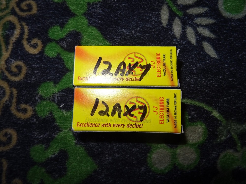 Lot 2, New JJ Electronics 12AX7 / ECC83 Tube