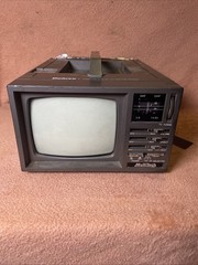 Deluxe MultiTech MB-0500 5″ Portable TV B&W UNTESTED NO CORD Might Work!