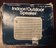 Radio Shack, Realistic, Indoor/Outdoor Speaker, 40-1227A.