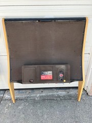 THE QUAD ELECTROSTATIC SPEAKERS
