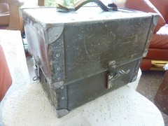 Vtg Aeronautical Radio Metal Carry Case, Olive Brown Unknown Brand